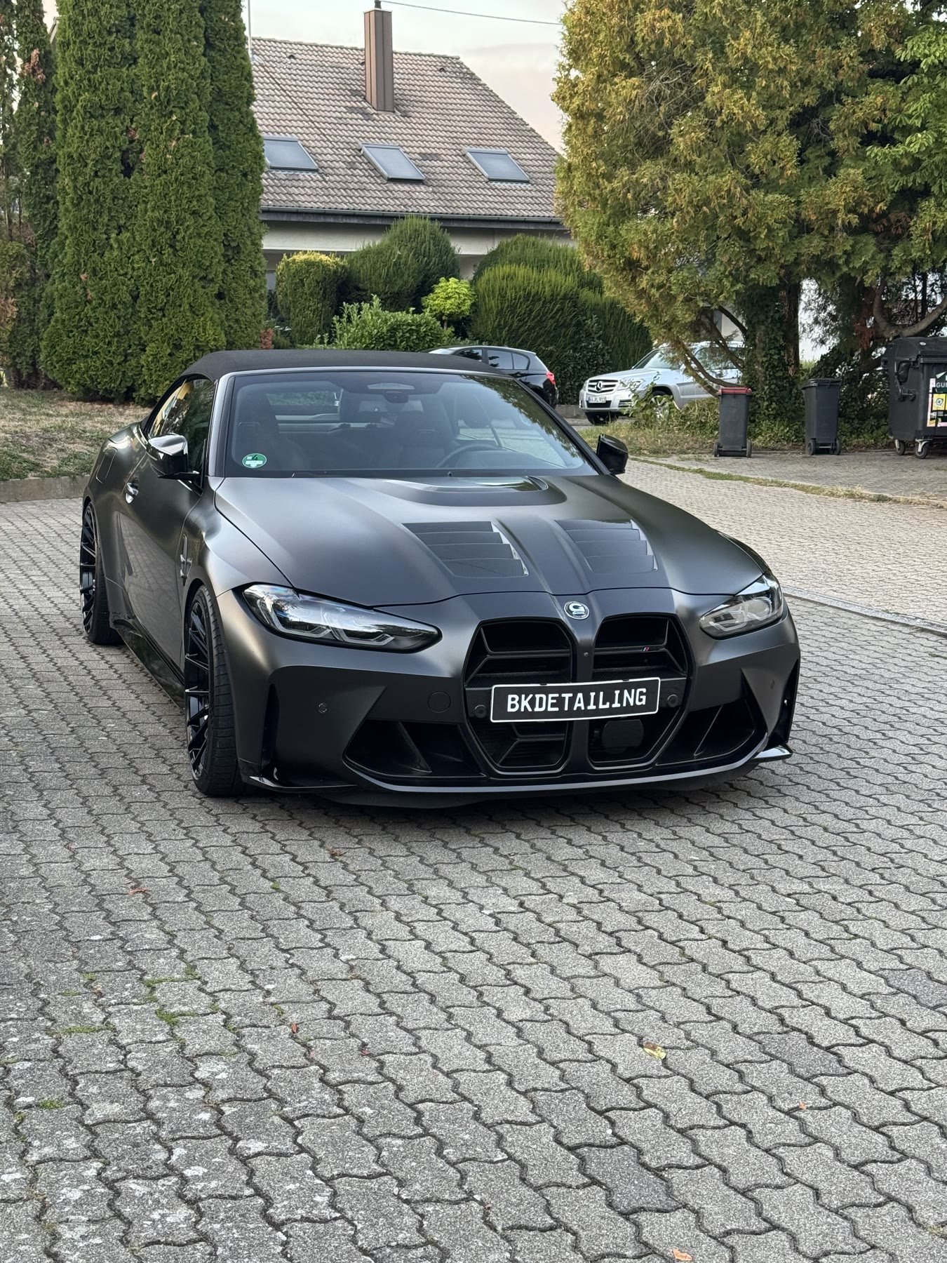 BMW M4 Competition Cabrio von vorn